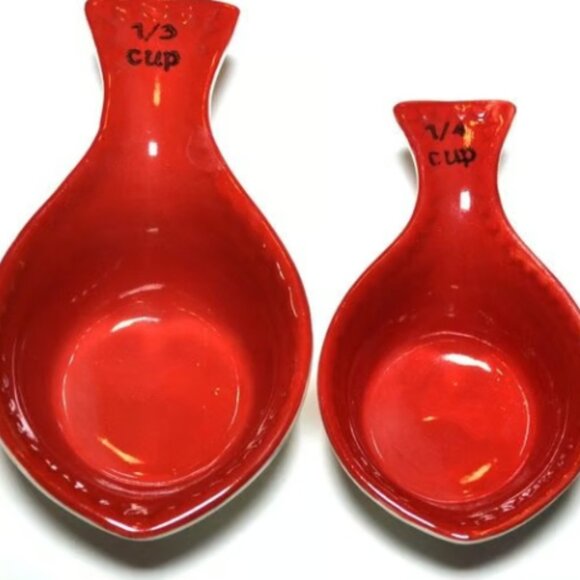 Grace's Bakeshop Set Of 4 Measuring Cups Red White Snowflake Design Ceramic - Picture 5 of 7